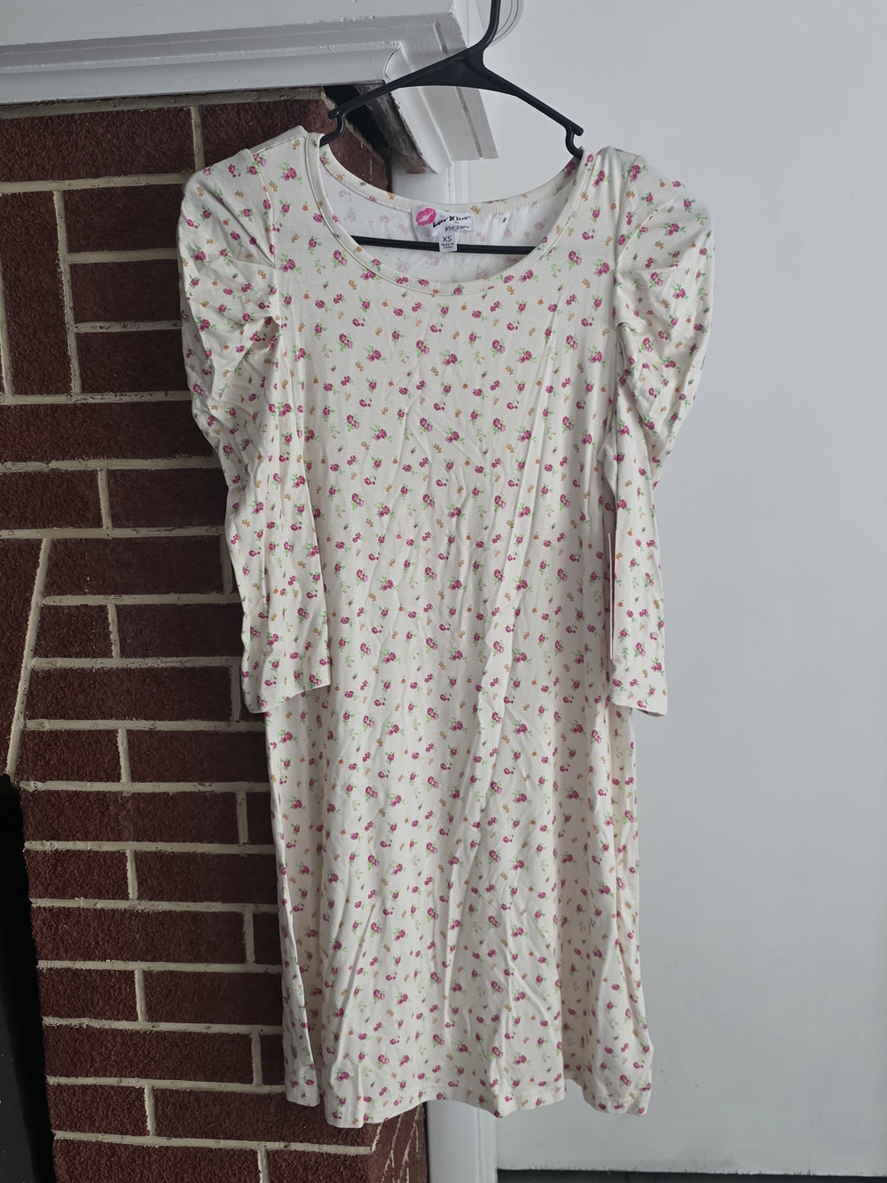 Women’s Cream Floral Puff-Sleeve Dress